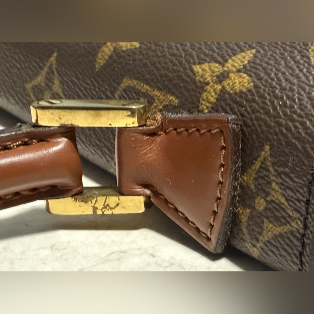 LOUIS VUITTON Vintage Monogram Concorde Hand Bag - Picture 8 of 16